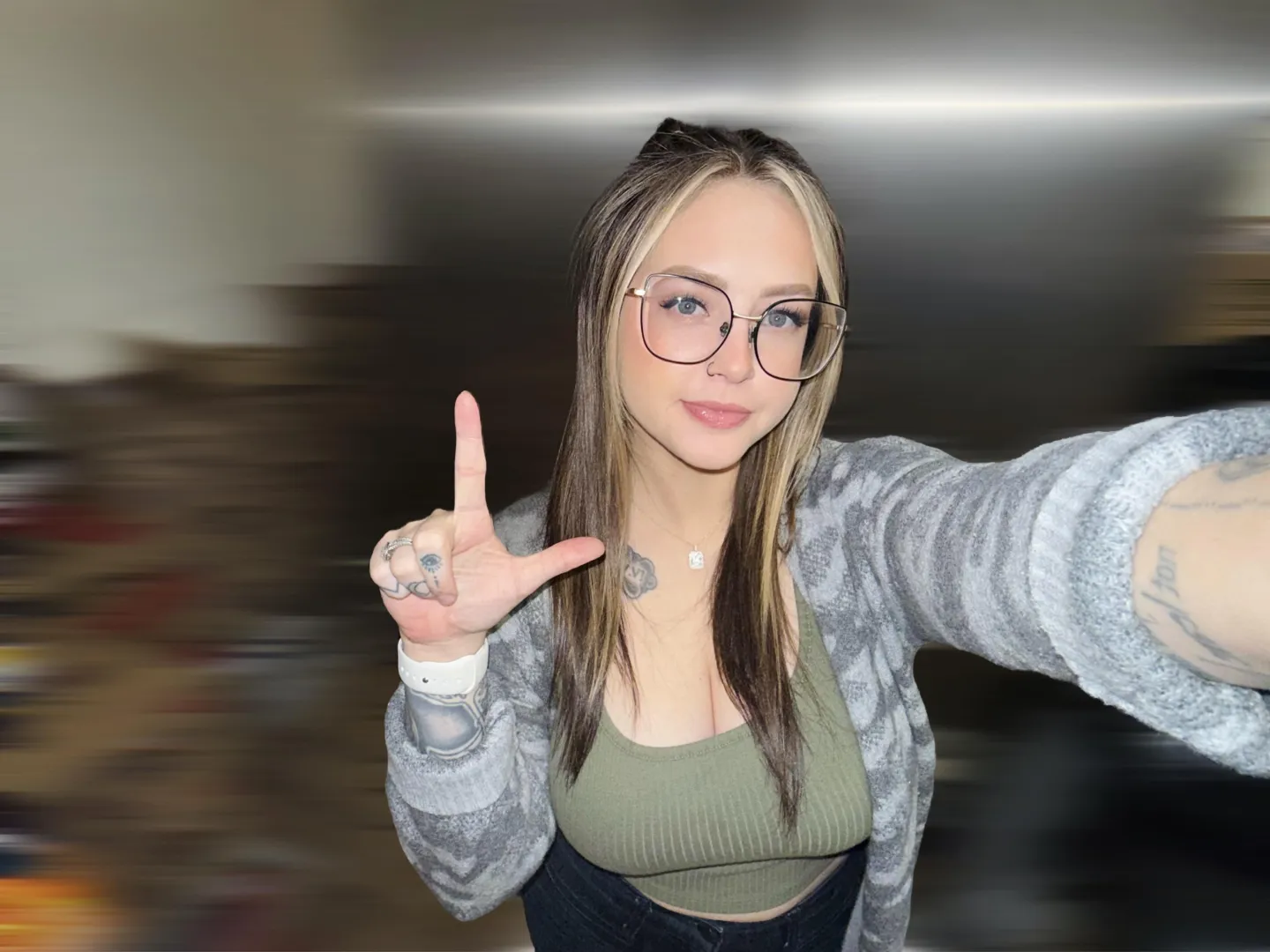 Blue eyes you can’t seem to say no to ‍♀️ posted by Goddesselsa03