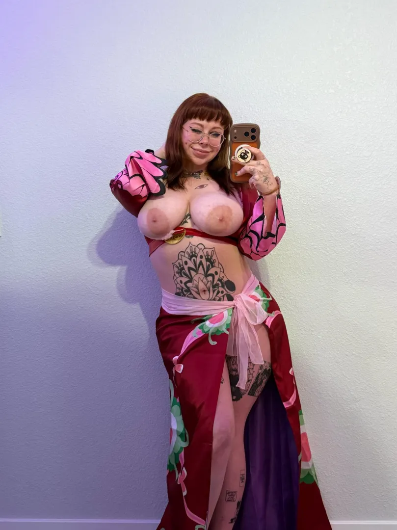 Boa Hancock [One Piece] by ThirstTrapology posted by ThirstTrapology