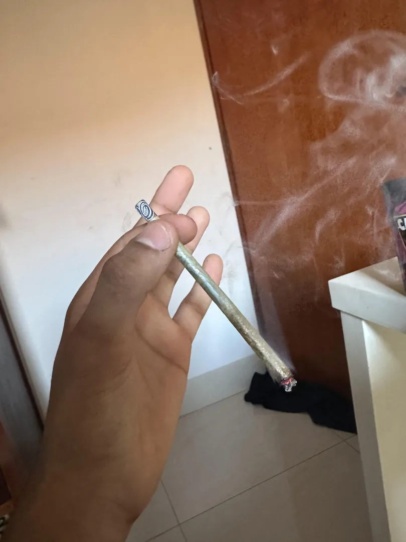 Bom dia ai sem excessão ✌ posted by enfraquecido