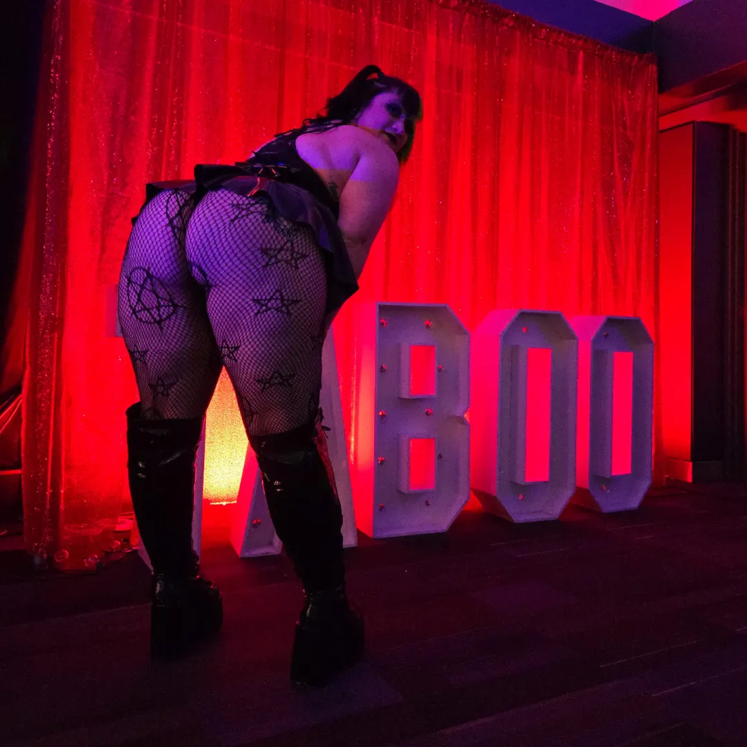 Boo  [F] posted by LivingDeadDani_of