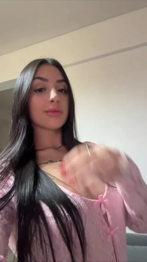 bored af, hmu if you’re free to vibe by cutieera23