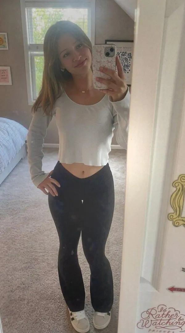 bored and enjoying the effect i have. posted by Agreeable_War_5368