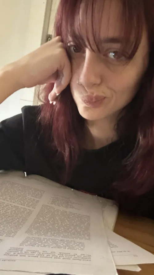 Bored and kinda down for fun, but can’t host - chat on lnsta:.Iunaromes'. by kysCyte