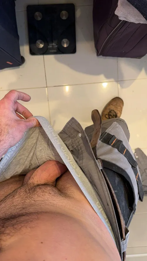 Bored at work‍♂️ by essexstoner