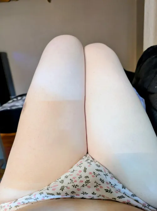 Boring boring Sunday in Saint John  by Femboy-Zara