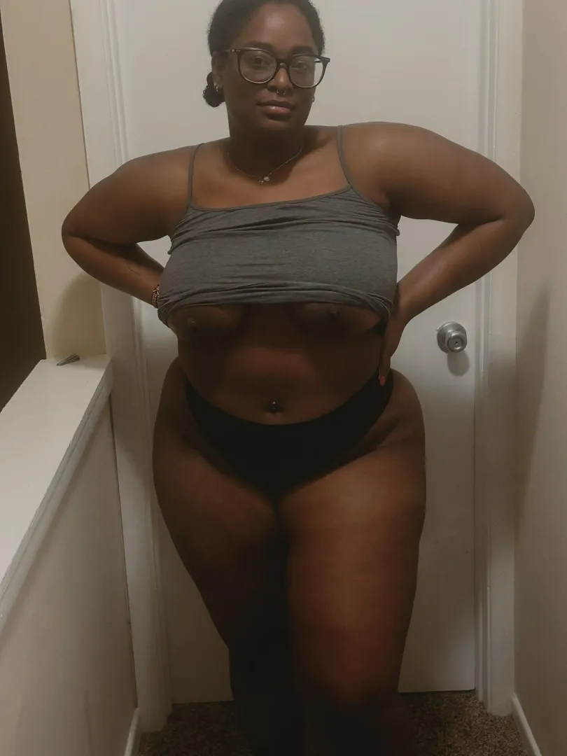 Both high asfLooking to fuck a Random Redditor, Arrow up if you’re in Houston rn? posted by Melodic_Rock_4194