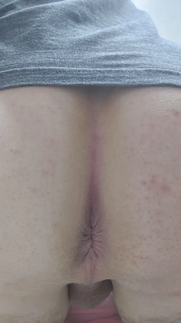 Bottom boy posted by Impossible-Ad-6326