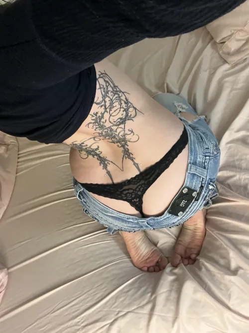 Bought some new jeans so you know what that means ;) by Moist-Presentation33