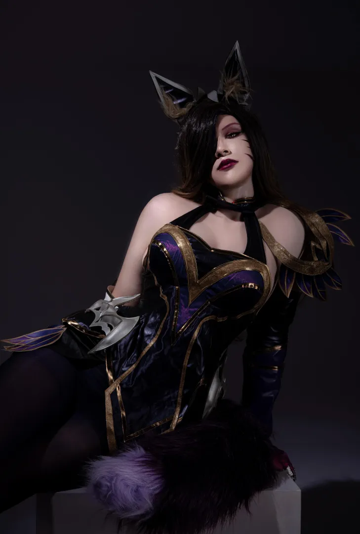 Bow down to your mommy, Coven Ahri Cosplay (ne0nixx) posted by ne0nixxxx