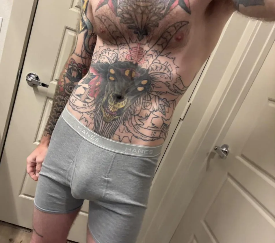 Boxer brief bulge posted by agilee7