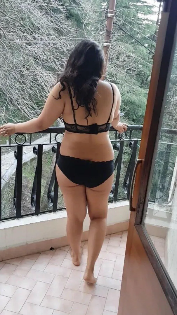 Brahmin girls/wifes MFF (M) - Experienced Bull posted by Eroticbud