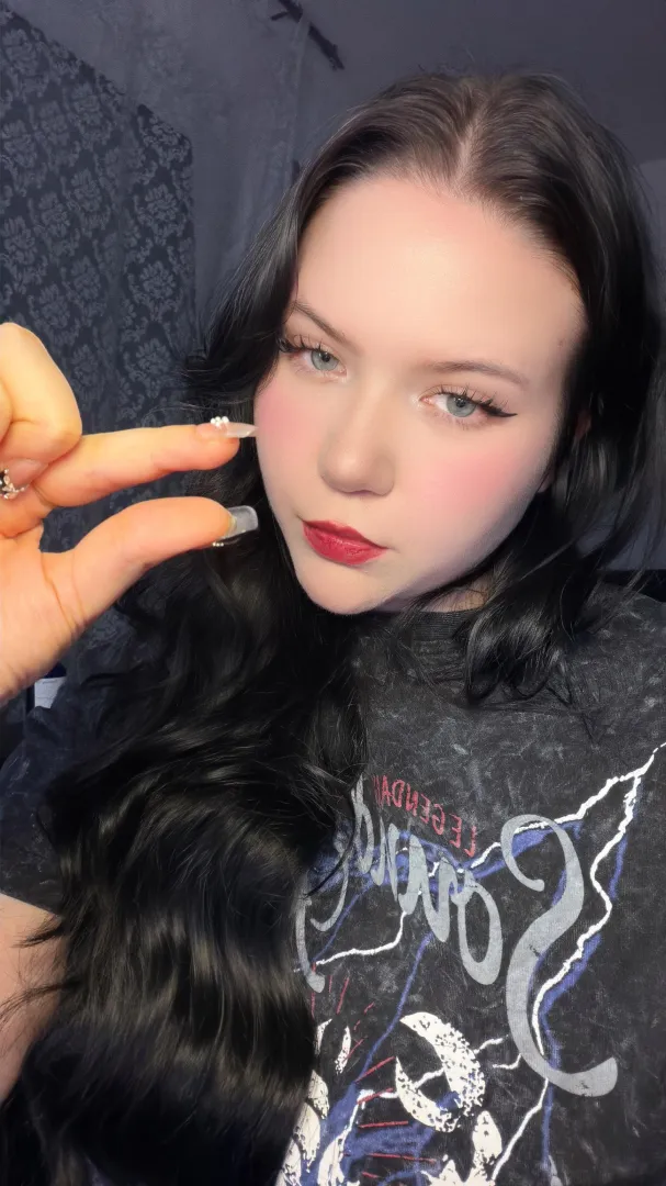 brain off and wallet open posted by spoilbellla