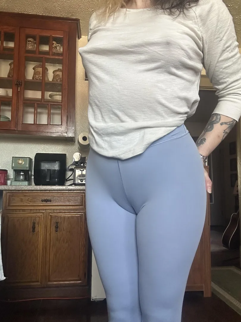 Bras shouldn’t exist!! posted by Ellz1013