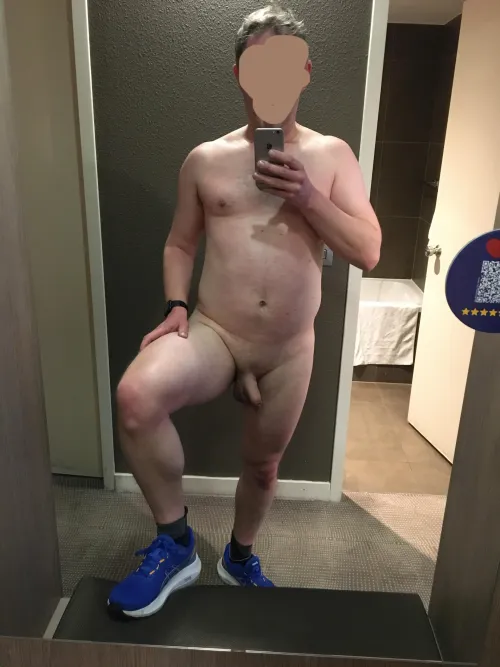 Breaking in my new shoes. Love the colour! by brathugwefus