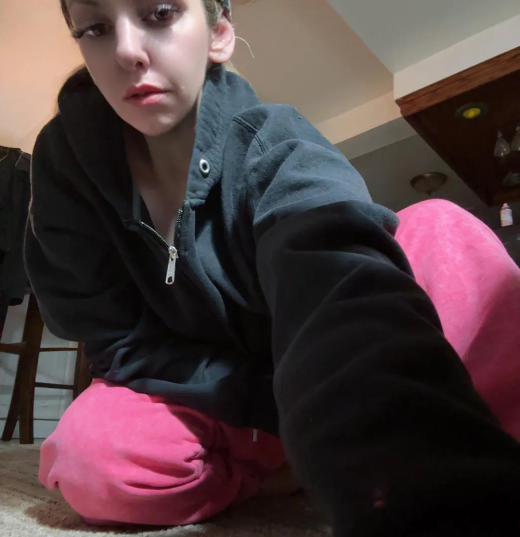 Bright pink sweatpants posted by Miss-marilyn-23