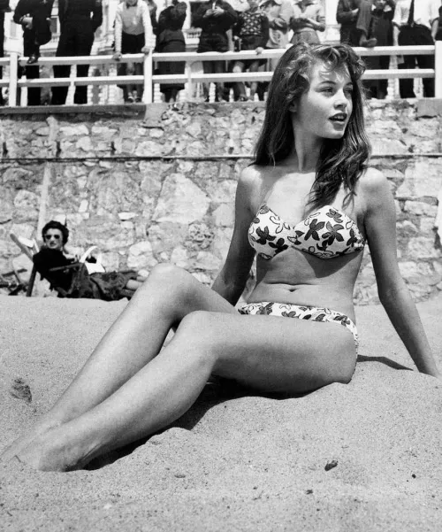 Brigitte Bardot (Cannes, 1953) by One-Copy-3165