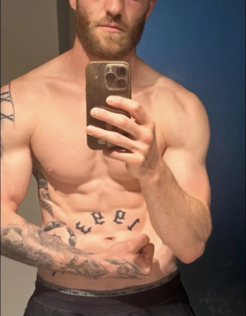 Brit in nyc hmu posted by Calm_Cow_3334