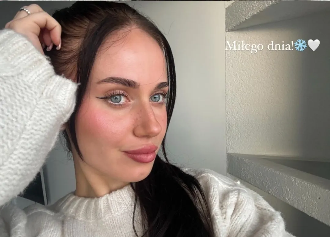 BtwJuliett posted by Faninflu03