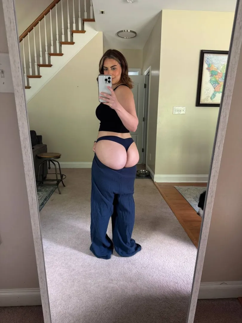 Built for hands not opinions posted by EasyBabe50