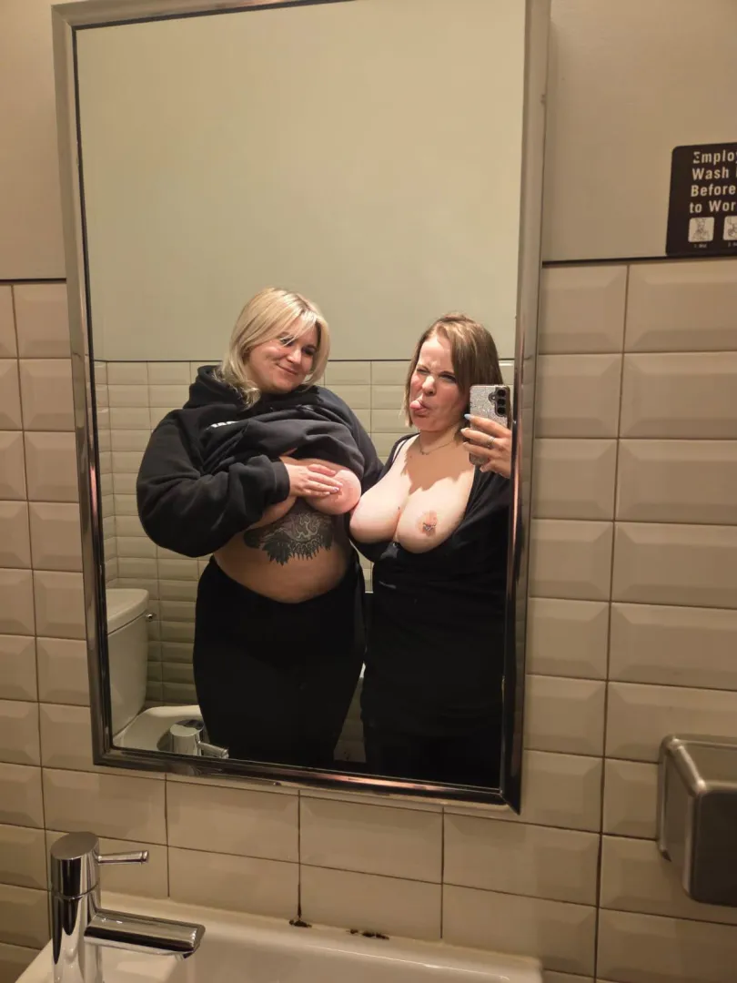 Bumped into this sexy lady today posted by CJ0031