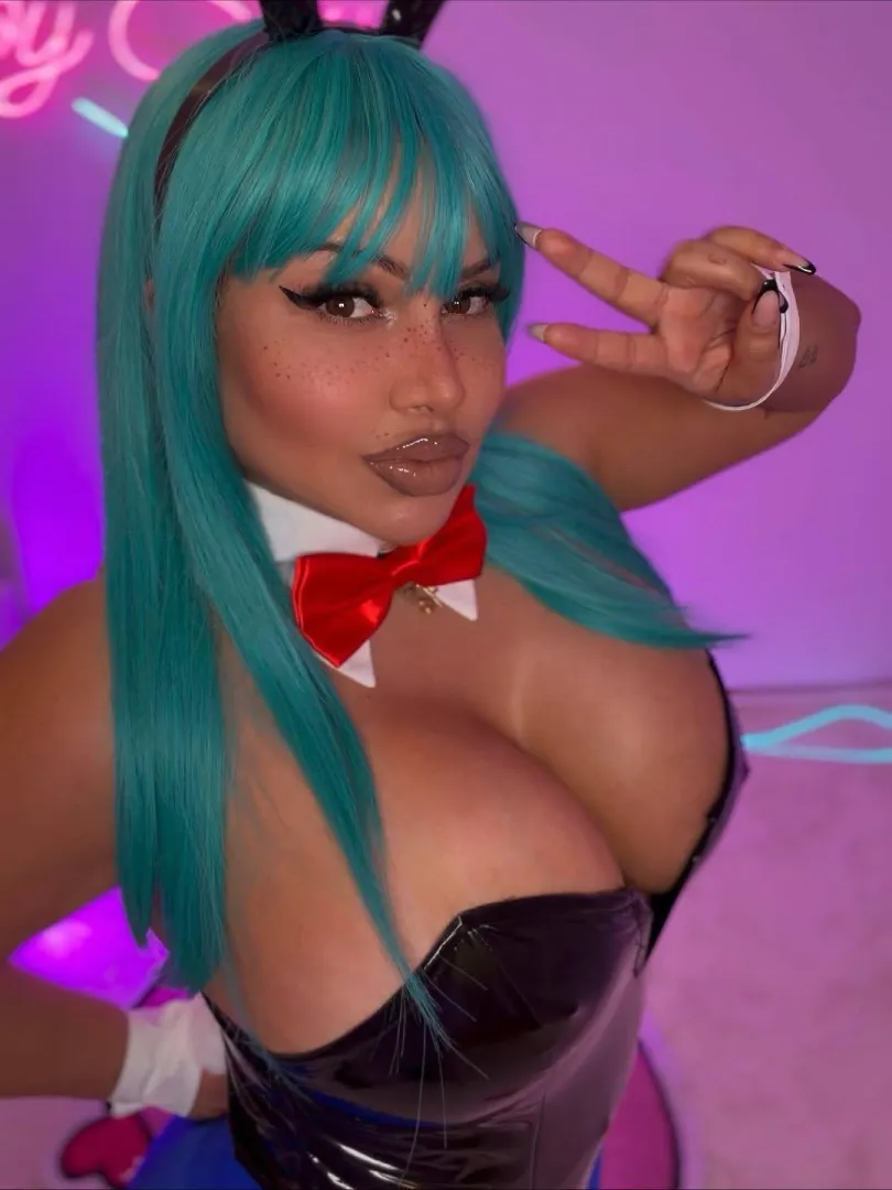 Bunny Bulma Cosplay #Itsivysky posted by Masskamikaize