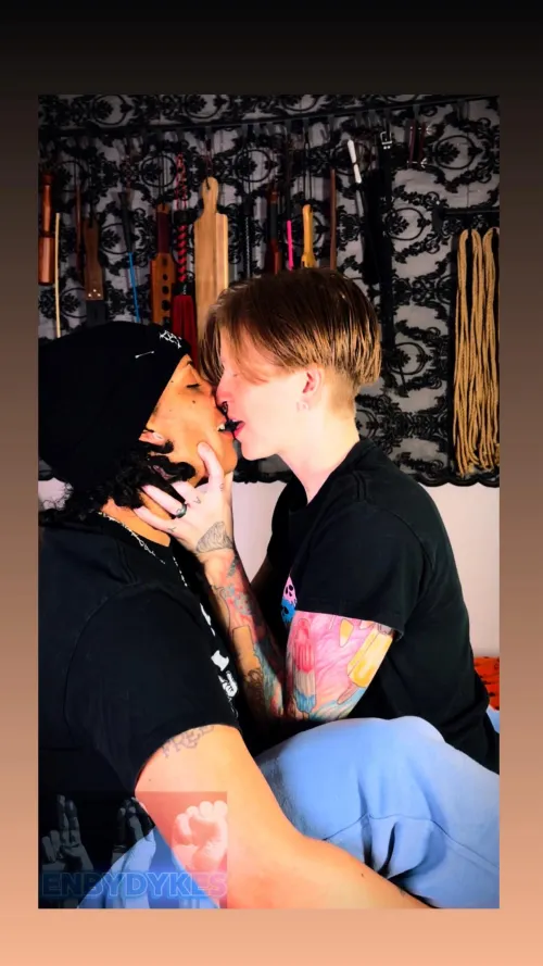 Butch4Butch/Masc4Masc/Stud4Masc.. either way it’s hot  by enby_dykes_