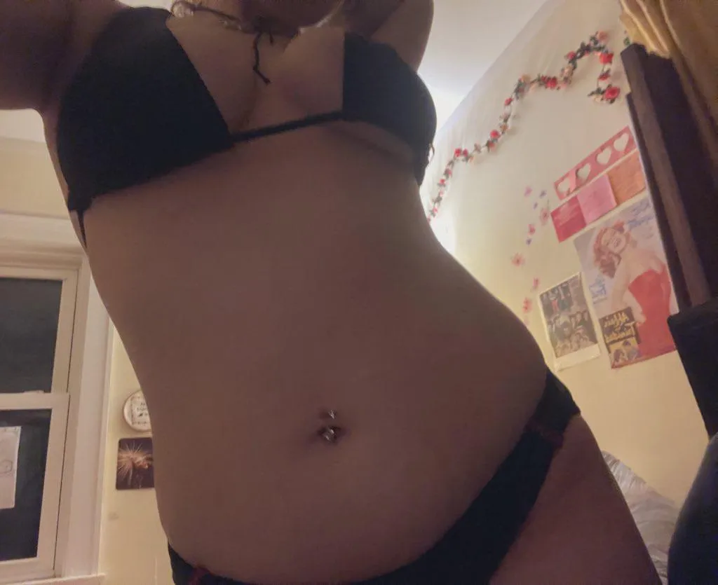Buying my bikinis is the closest you’ll ever get to sex posted by Juleszgoddess
