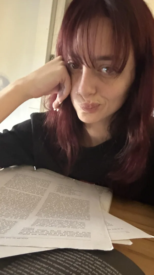 Buzzed and feeling cute tonight if you can host.. Insta only: lunarumes,, posted by BoyTryHard