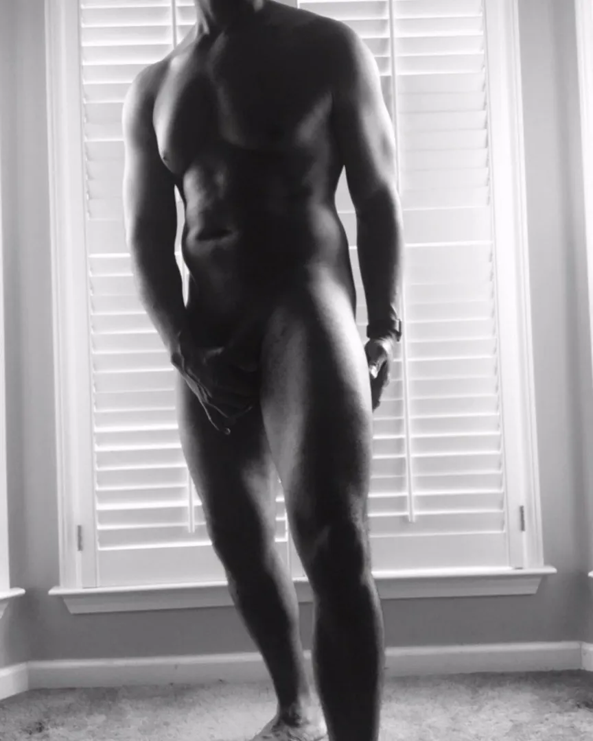 B&W selfie posted by chocolatemilk01