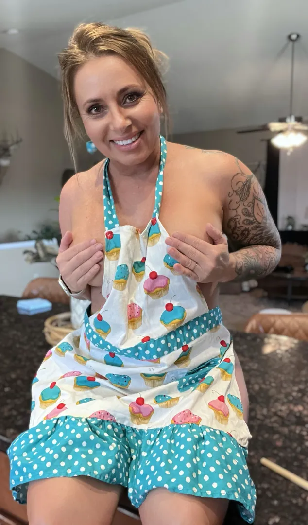 Cake baker posted by mr__everhard