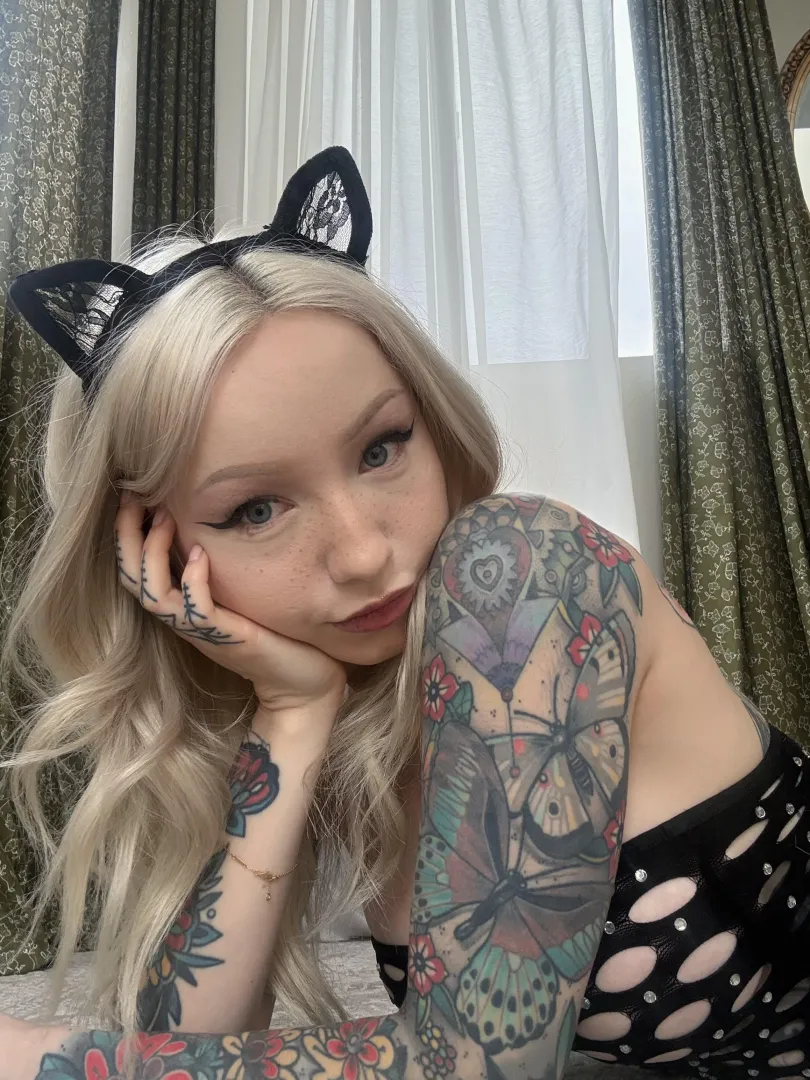 Call me purrrfect posted by justlittlebae