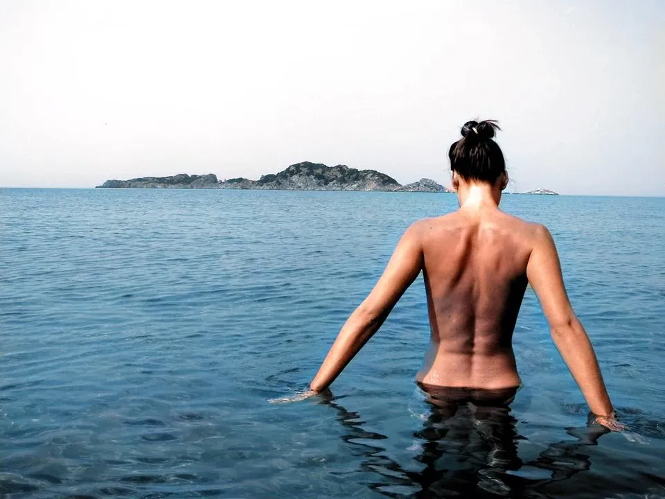 Calm morning posted by isa_bea