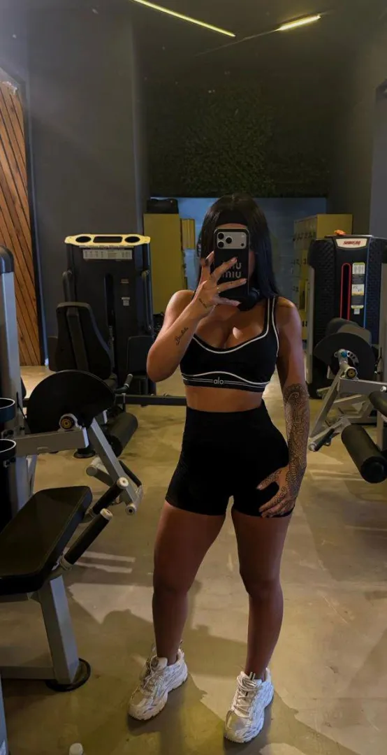 calm posture, noticeable effect posted by SereneSorceressx