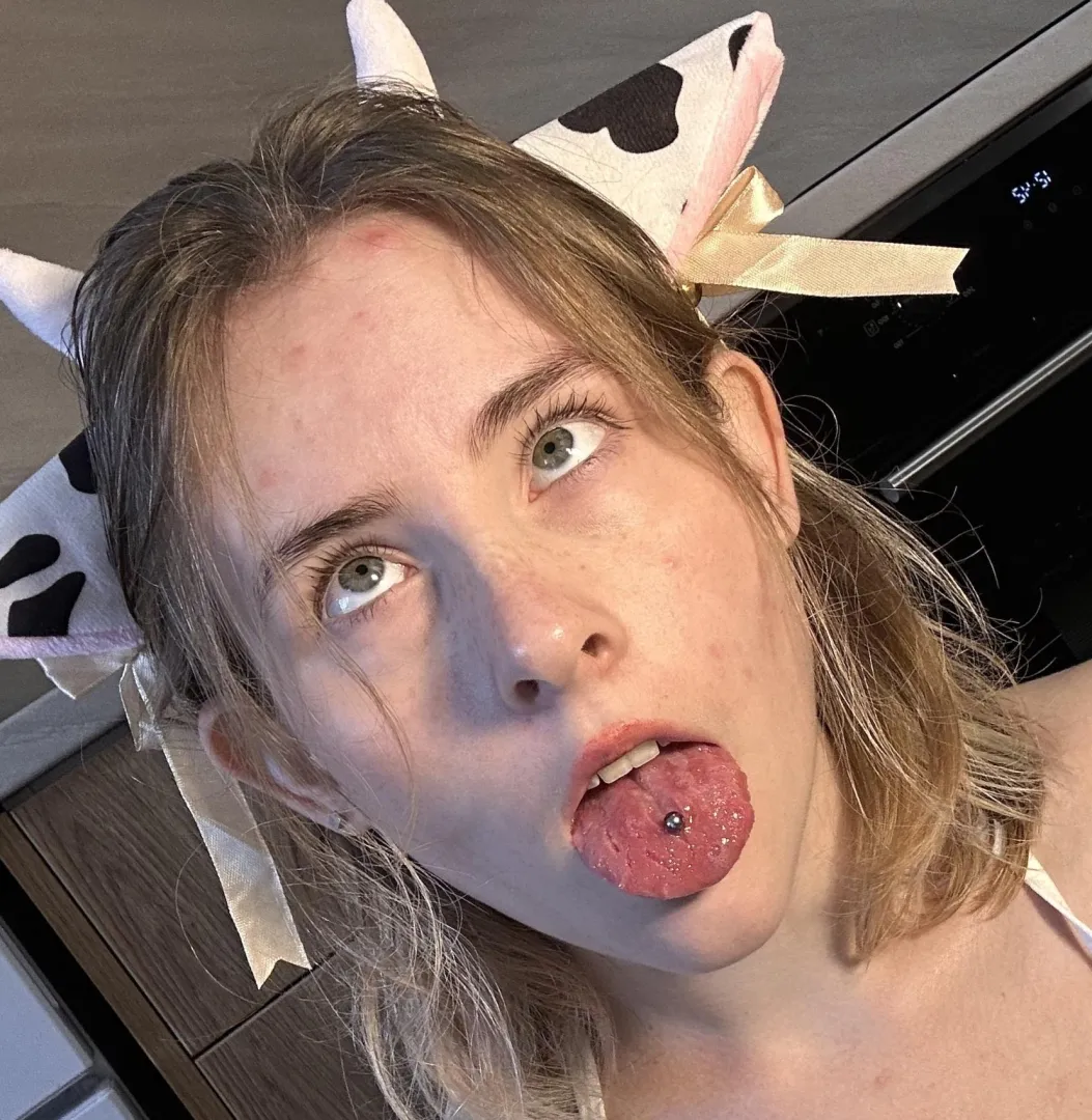 can I be your go to girl for kink posted by HexaHoney