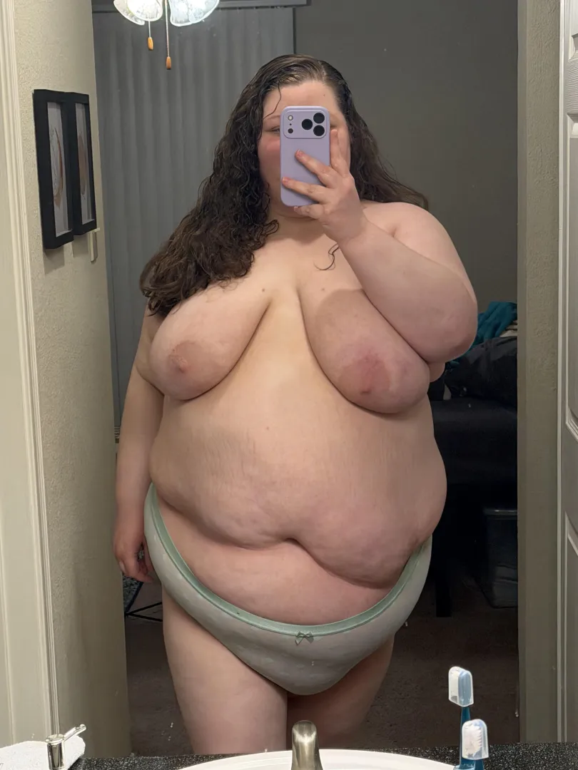 Can I be your slut for the night? posted by arealhandful