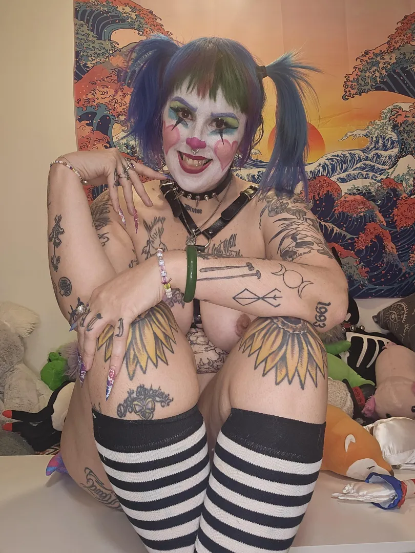 Can I come over and squirt you with my flower?  posted by pukotheclown