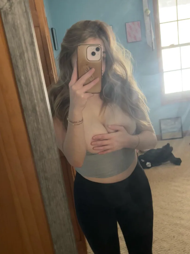 can i have your attention ? posted by blondeanddirtyy