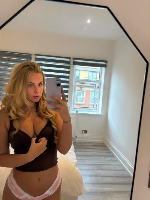 Can i make you happy with my tits by Intelligent_Speeds