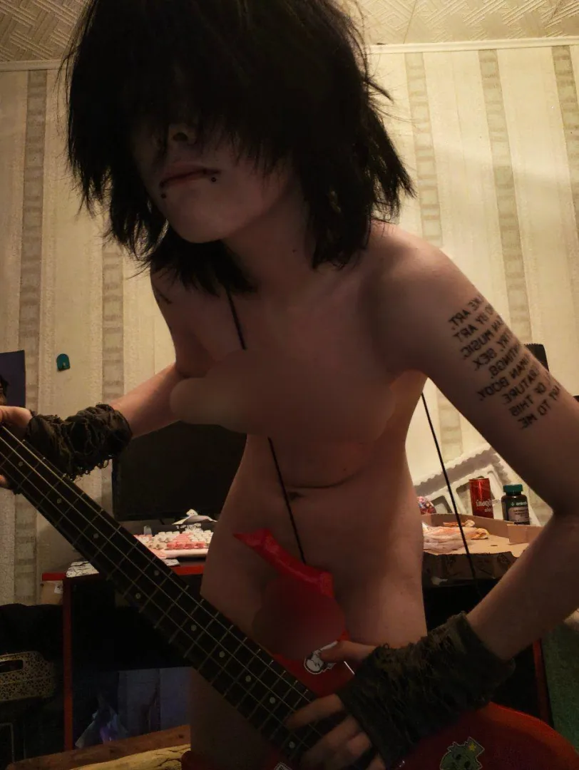 Can I play a solo on your thing? :3 posted by ZhenyaShnaider