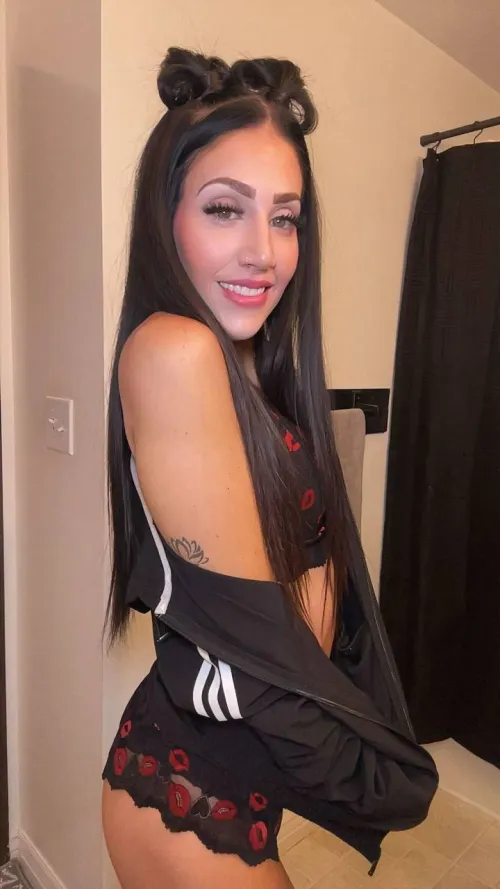 Can I send you nudes… even if you’re married? Yes or no by ChloeJadeOnly