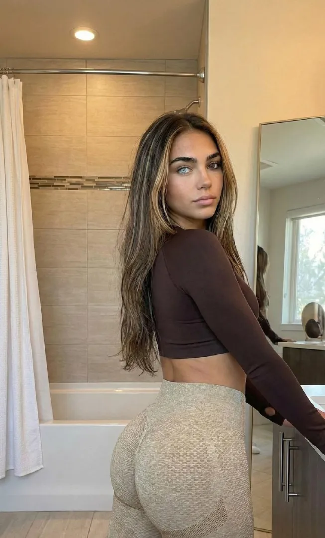 Can I sit on you? posted by sofia_elna