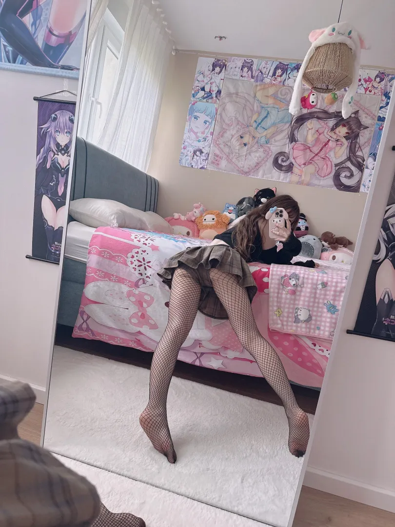 can i sit on your face papa :3 posted by BunnyDistraction