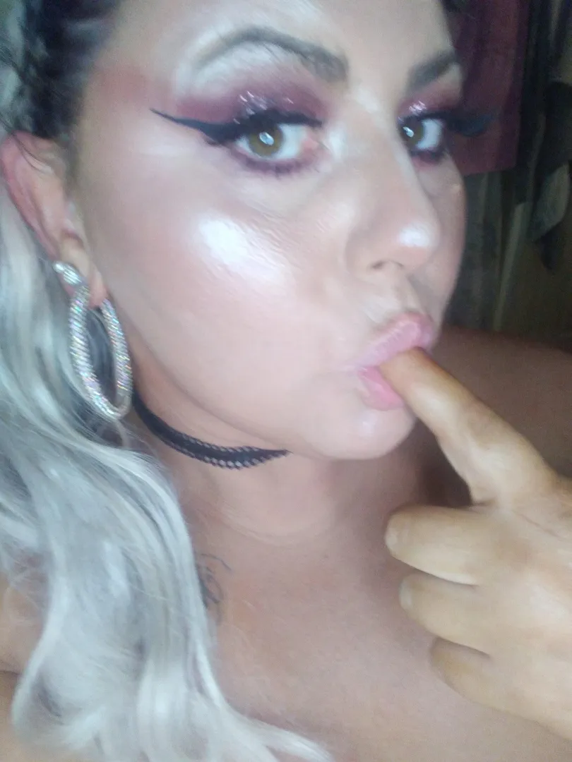 Can i straddle you and stick my tongue in your mouth... posted by oliviamatell