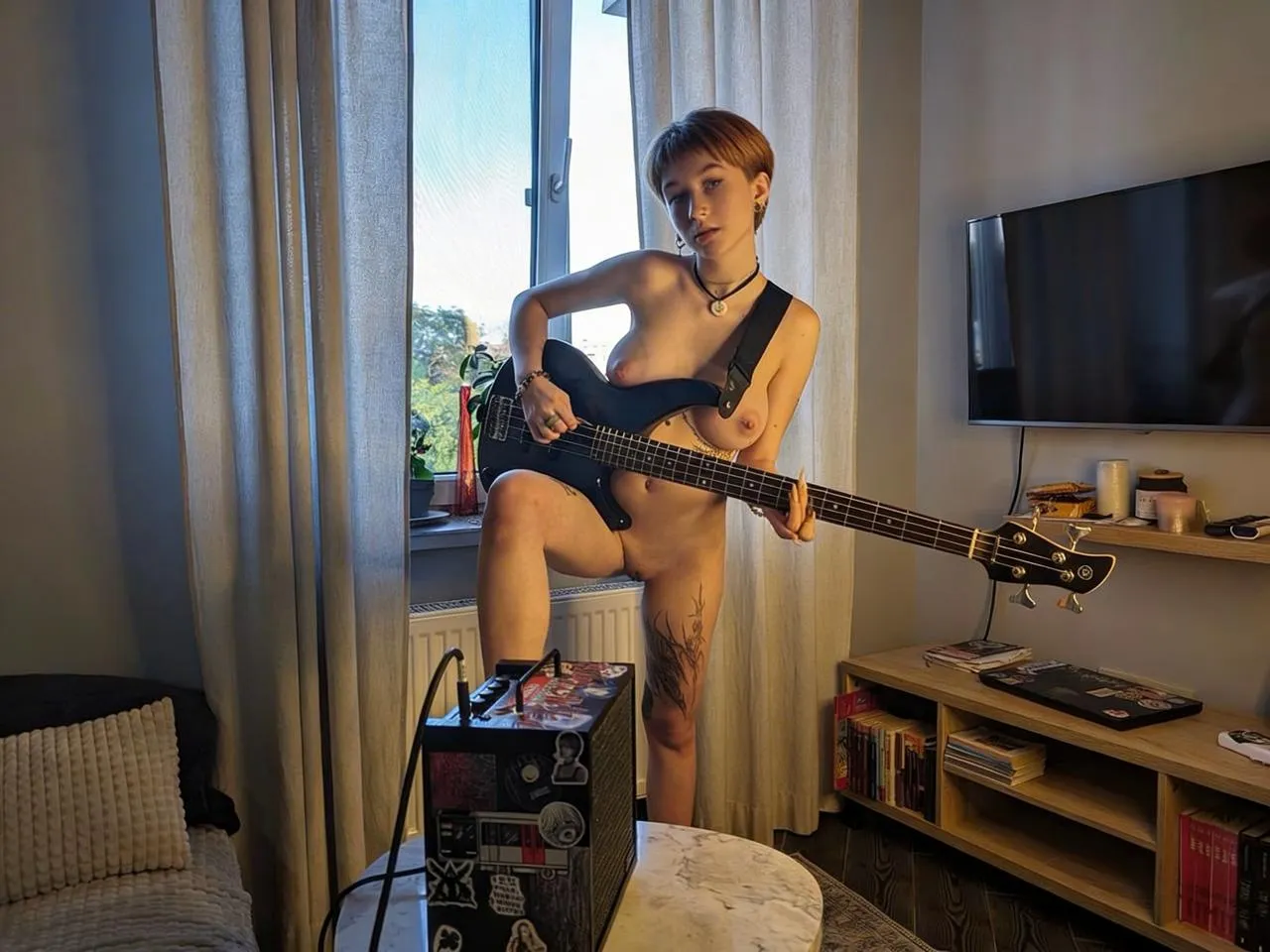 Can u rate me from 1-10? posted by Gooloader