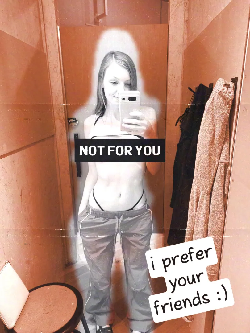 can you blame me???  posted by dizzydaily