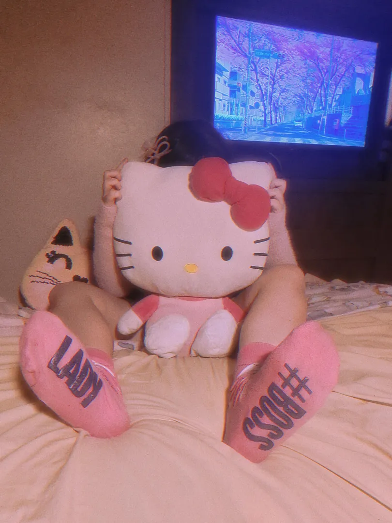 Can you guess my size? No? Its 7 posted by Current_Coffee7082