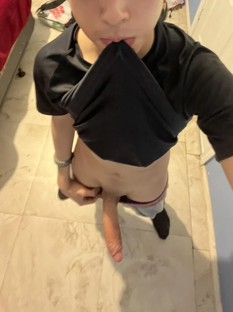 can you ride my 8 inch until I cum inside you? posted by EarlySearch1804