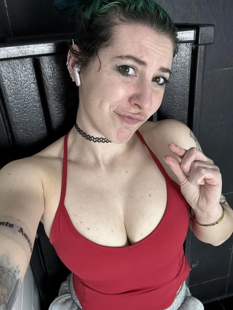 Can you tell I'm genuinely shocked posted by sirenskiss3