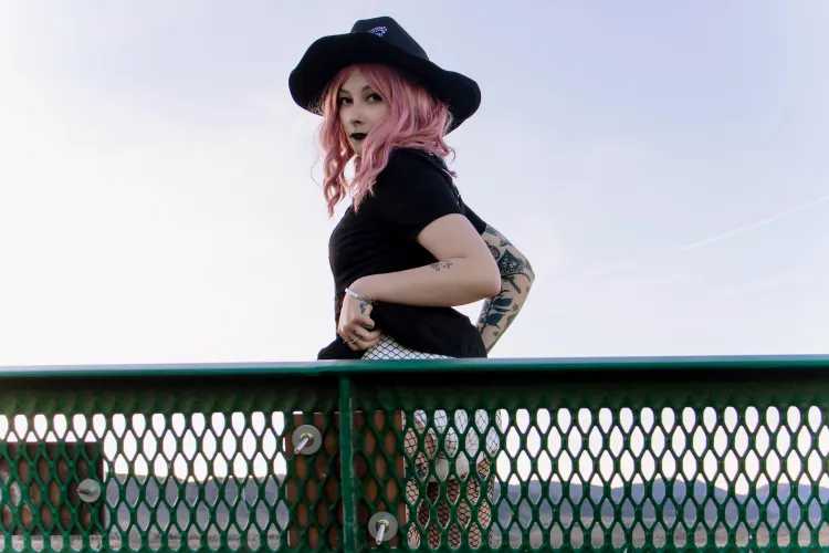 Can't be soggy if you can't see it by medusarosexo