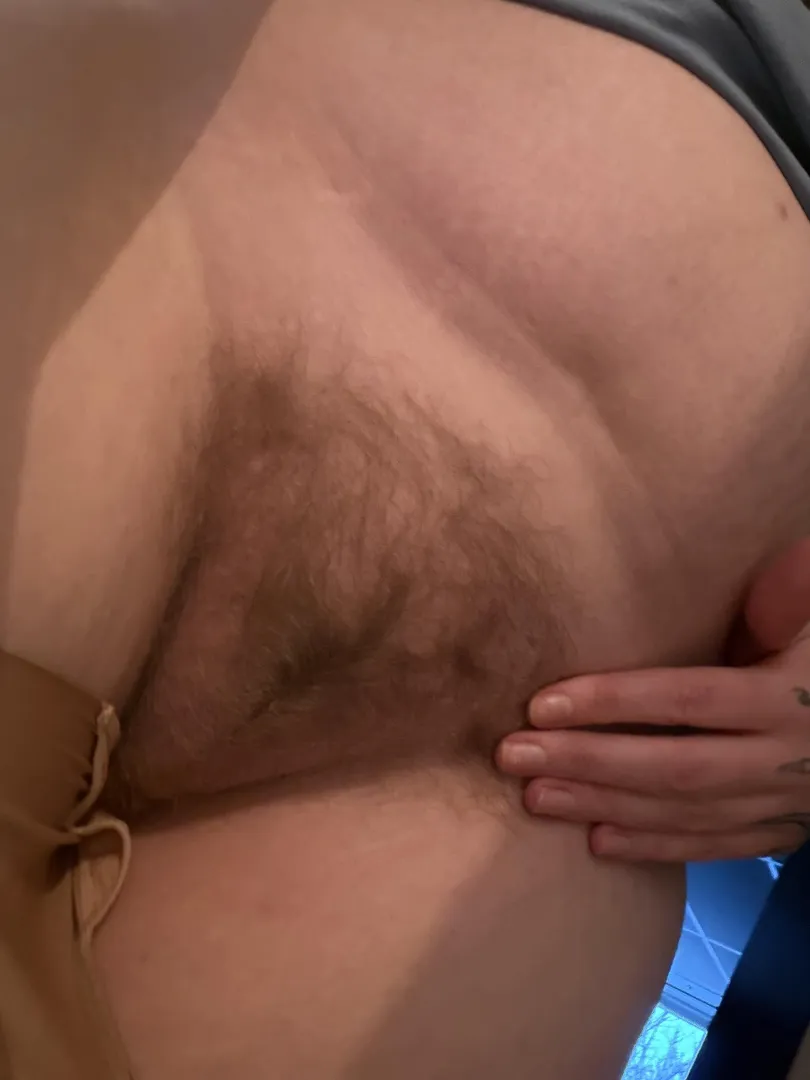 Can’t even see my clit anymore it’s all hair posted by CannaCamOF